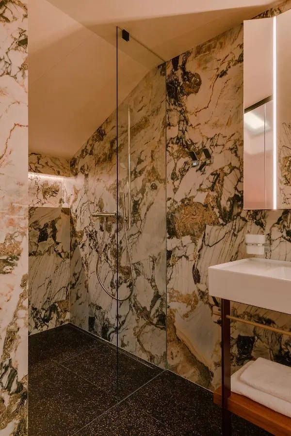 Warszauer Hotel Cracovia 4*,  Polonia