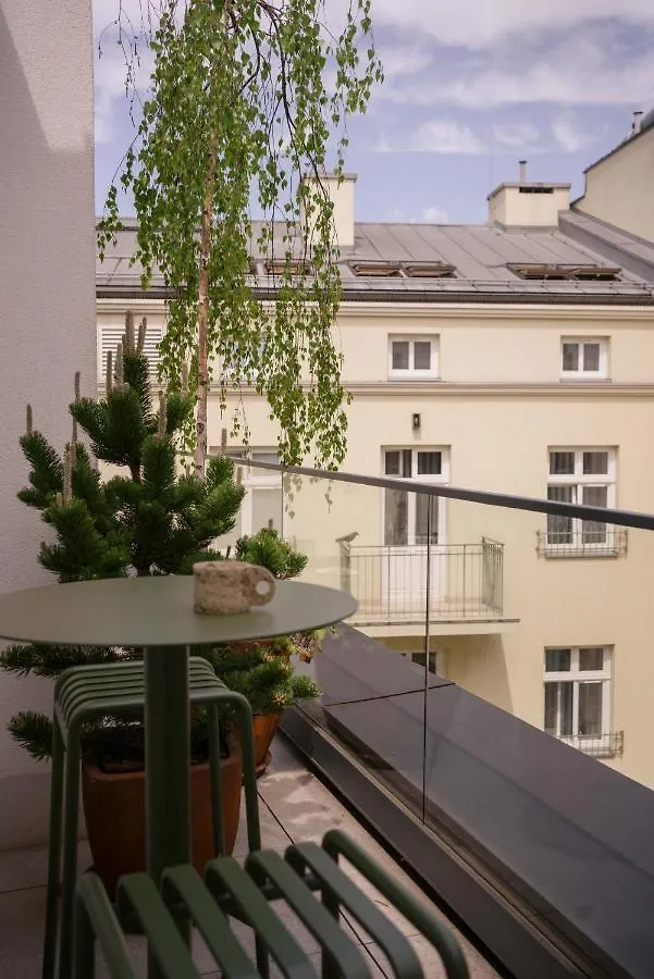 Warszauer Hotel Cracovia 4*,
